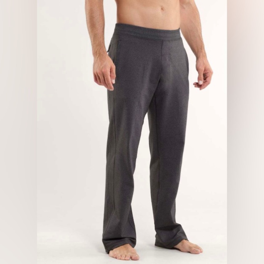 Lululemon mens Kung Fu Medium Black pants